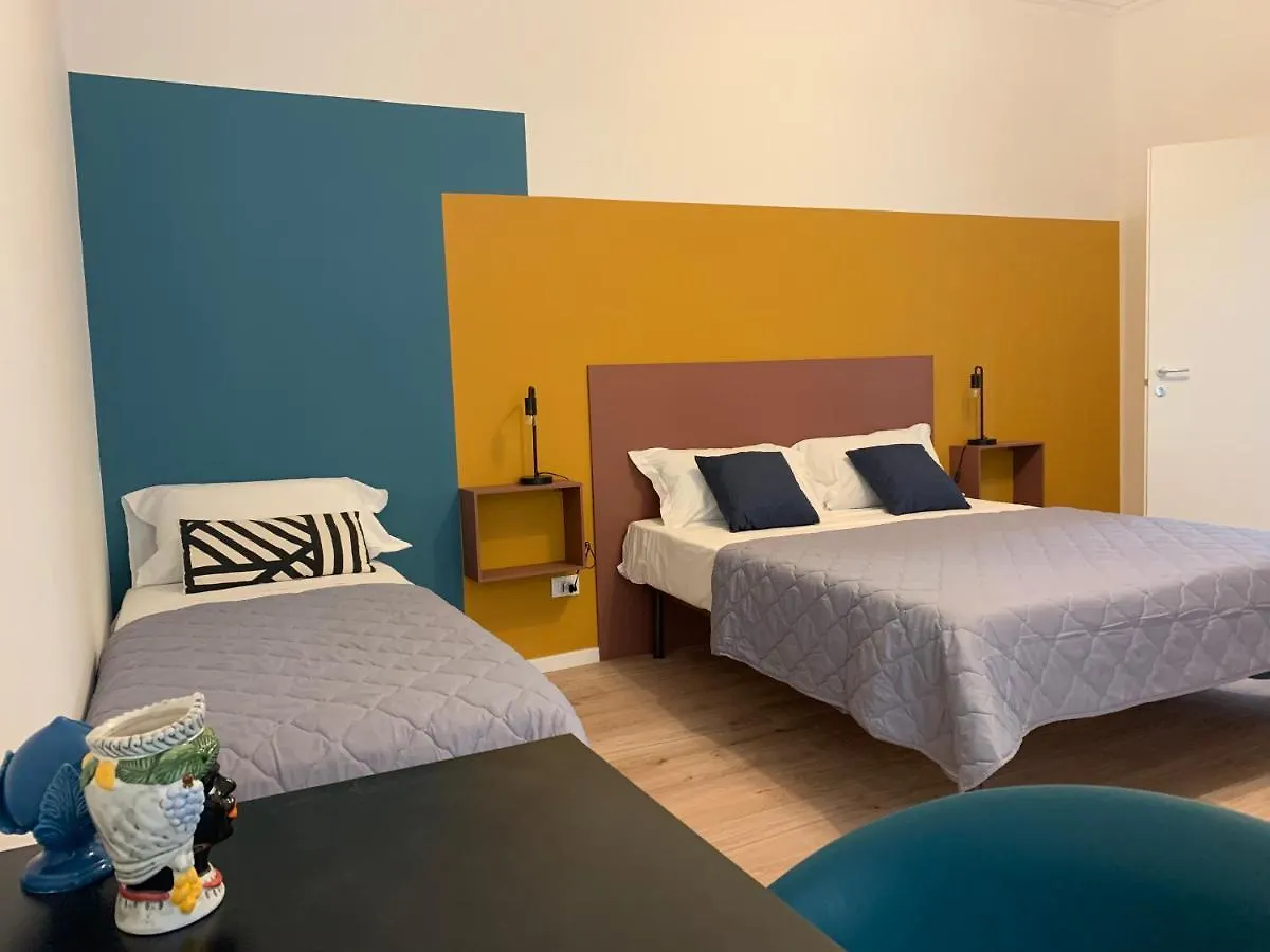 Dimora Lupo_LifeStyle B&B Aeroporto di Catania Fontana Rossa 0*,  Italia